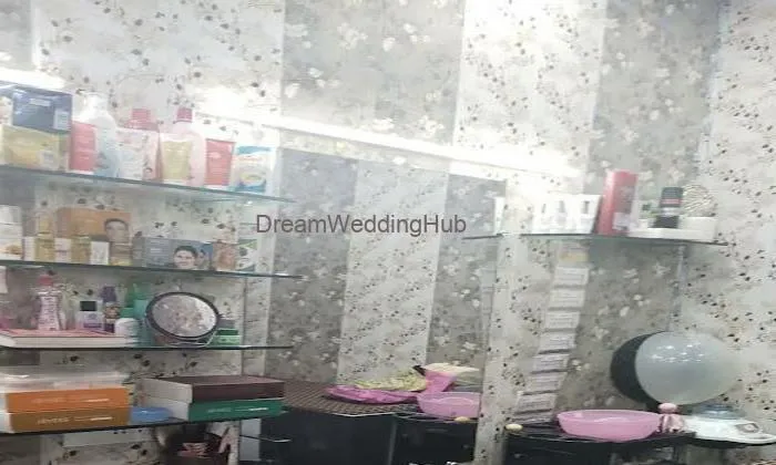 Preet Beauty Salon And Lehnga Store