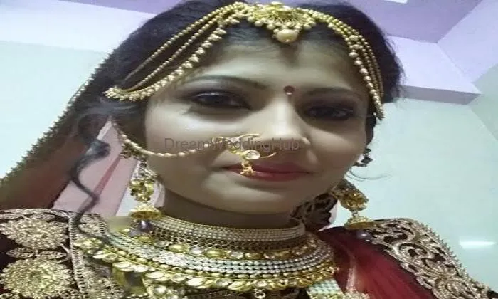 Priya Beauty Parlour