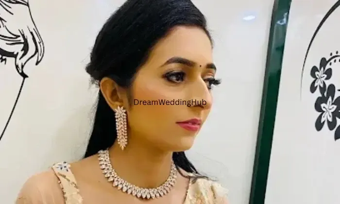 Priya Makeover Academy