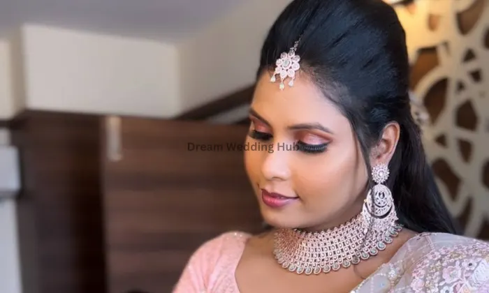 Prsa Makeup