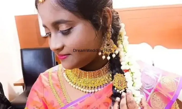 Punnagai Unisex Beauty Parlour Punnagai Unisex Beauty Parlour