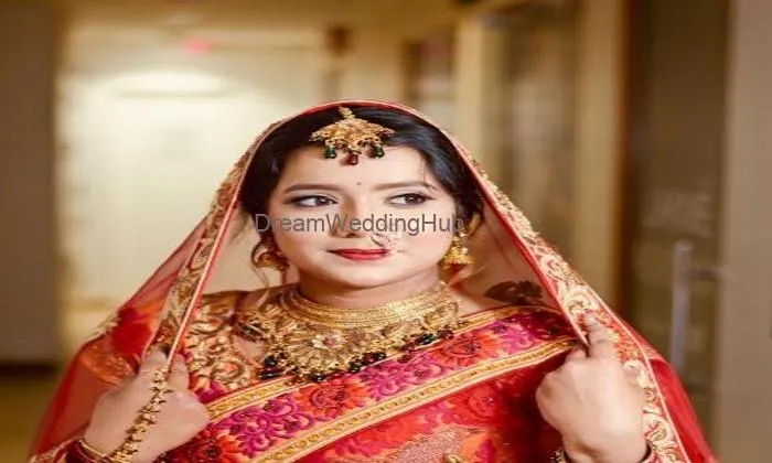 Purity Unisex Salon / Best Salon In Varanasi / Best Bridal Makeup Service In Varanasi
