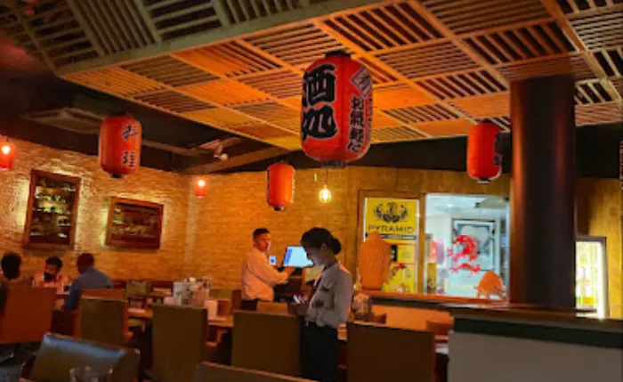 Pyramid Cafe Lounge