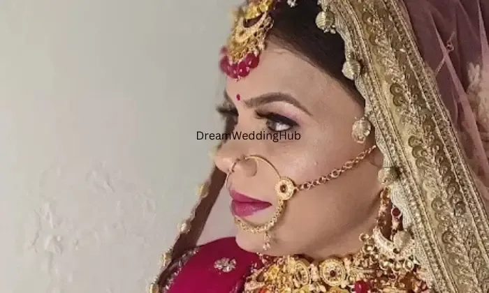Queen Beauty Parlour Ratlam