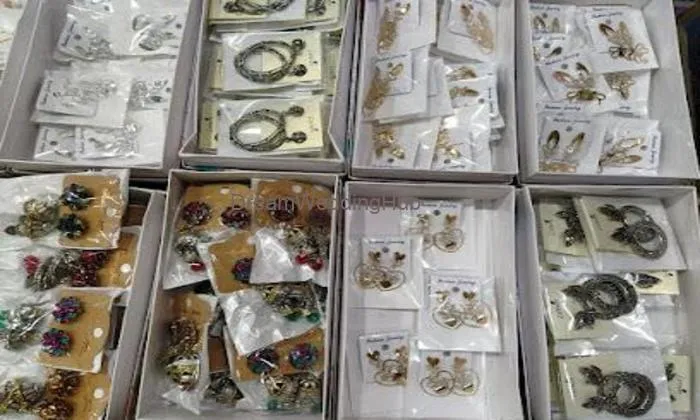 Queen`s Collections