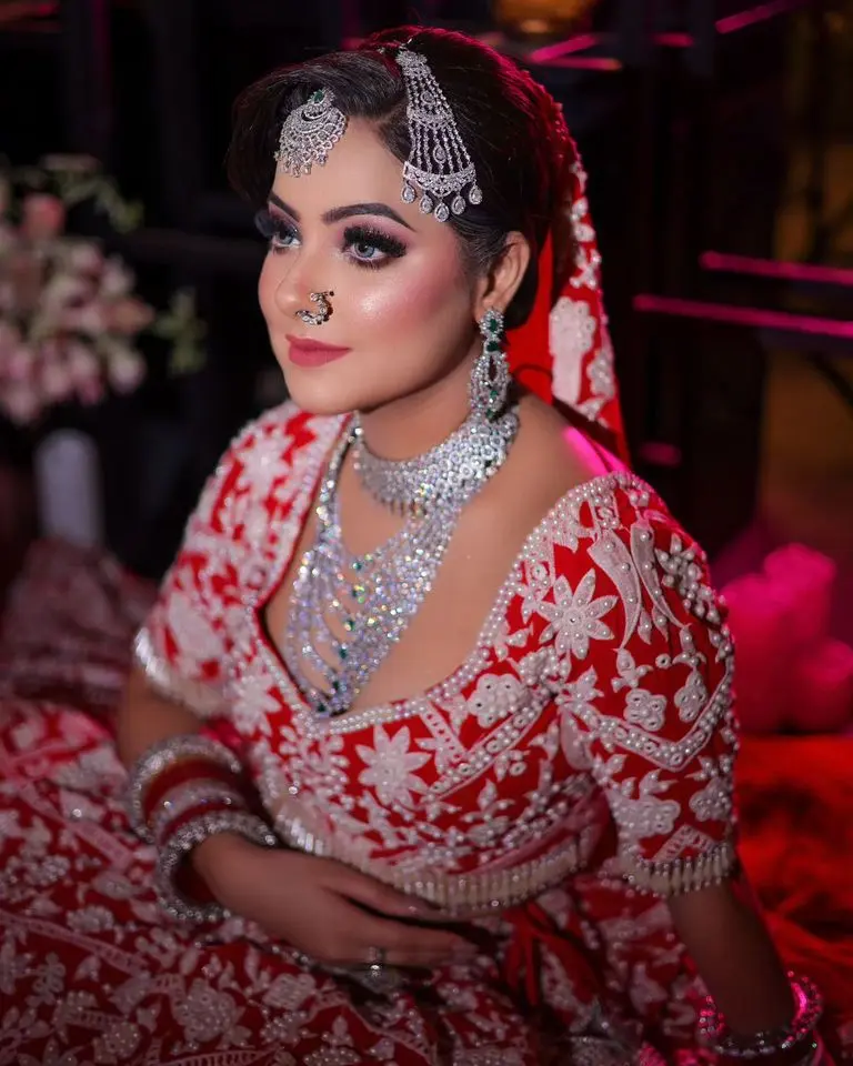 Raahi Makeovers Raahi Makeovers