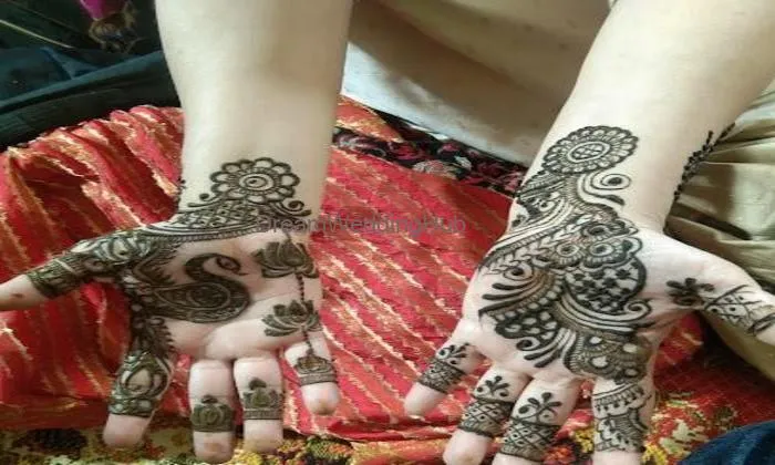 Rachna Mehndi Designs