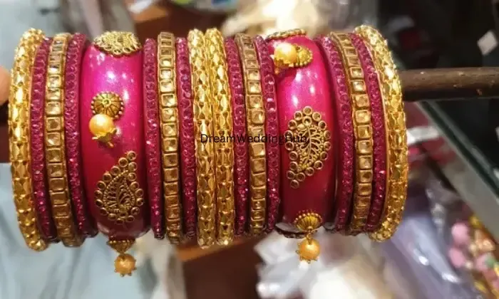 Radha Kangan Store