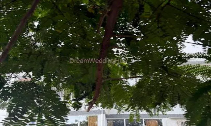 Radha Rani Couture