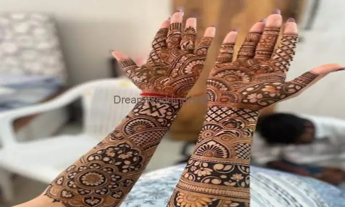 Raghav Mehandi Artist