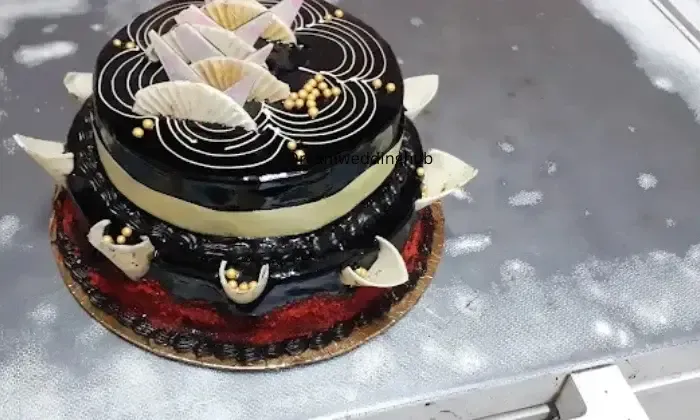 Raj Cake Point