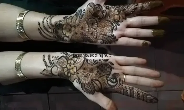 Raj Mahandi Arts