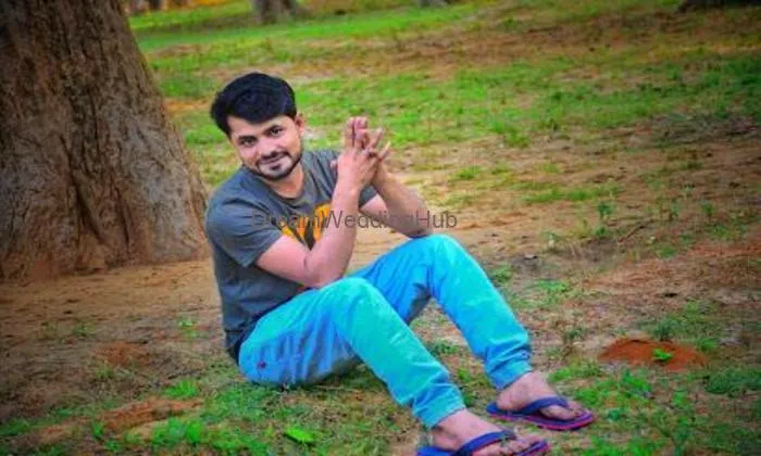 Rajeev E Mitra & Photo Studio Sapotra