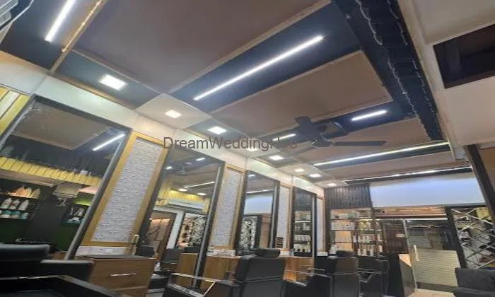 Rajni Nishad Makeup Artist