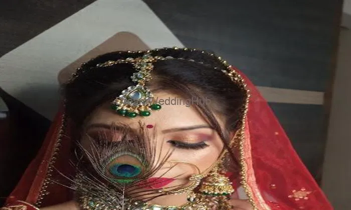 Rajshree Beauty Salon & Academy