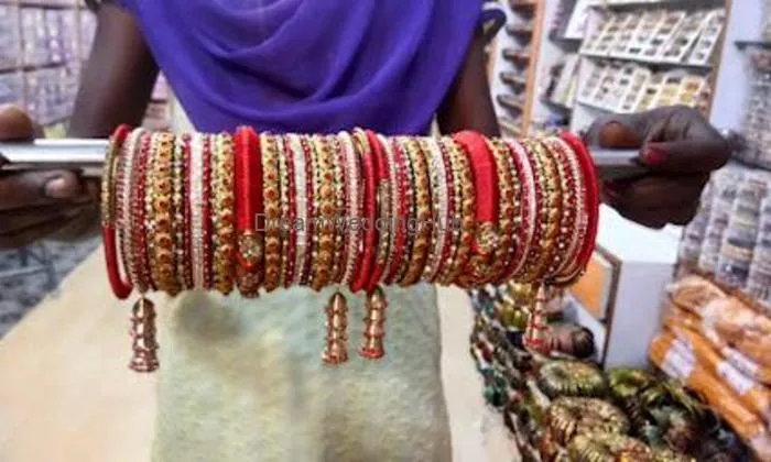 Ramaya Bangles & Devi Fancy