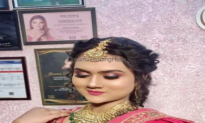 Rang Beauty Salon...