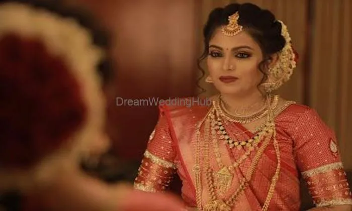 Rans Beauty Salon And Bridal Makeover Studio Rans Beauty Salon And Bridal Makeover Studio