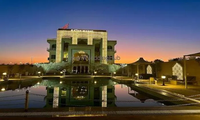 Ratan Mahal Resort - Hotel & Restaurant