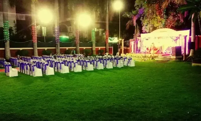 Ratnam Lawns
