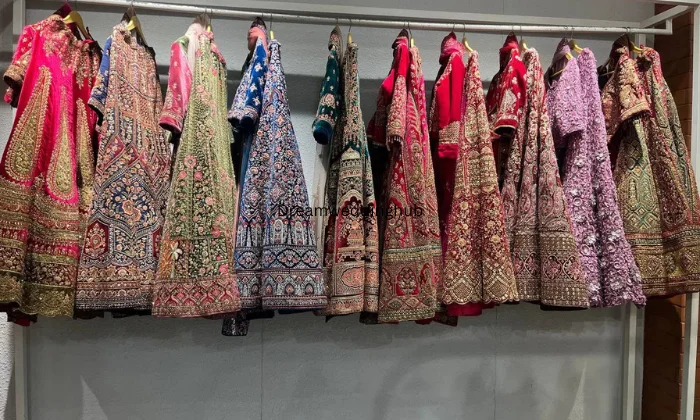 Raveenas Boutique