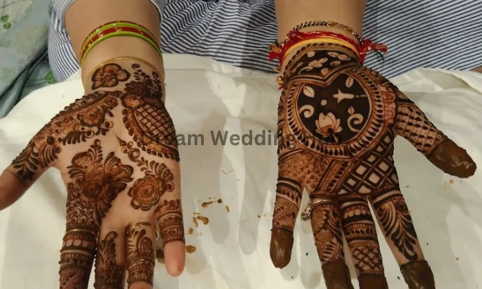Ravi Mehandi Artist In Mathura