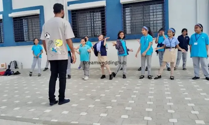 Razin Dance Studio