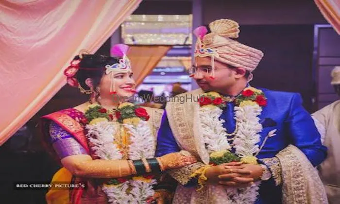 Red Cherry Pictures | Best Wedding & Top Wedding , Pre-wedding & Wedding Photographer In Pune