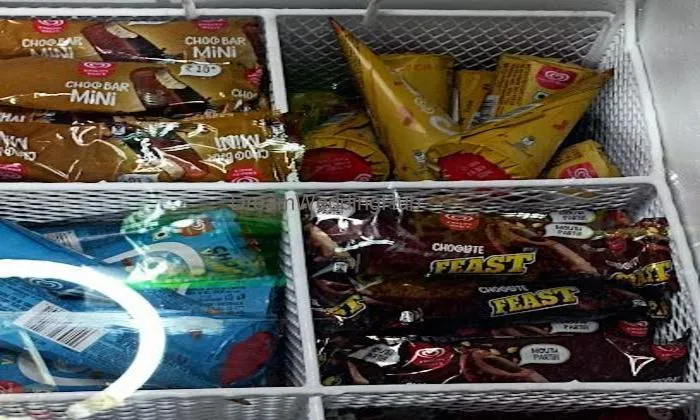 Red Chilli Snacks Point
