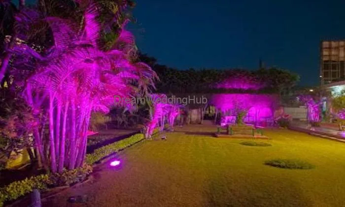Red Oak Banquets & Resorts