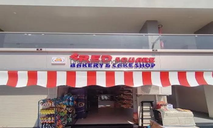 Red Square Bakery & Cake Shop