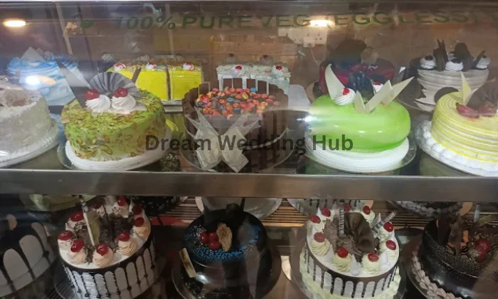 Red Square Cake Shop