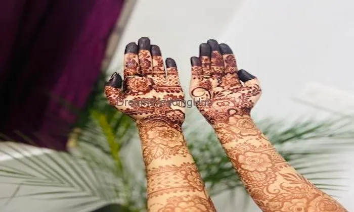 Reens Henna Art (insta -reens_style)