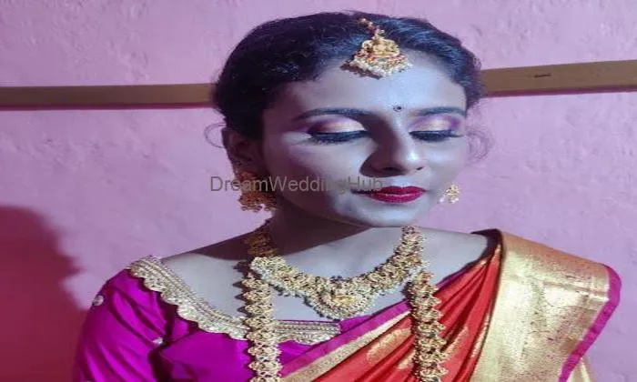 Reflexion Ladies Saloon And Makeup Studio Reflexion Ladies Saloon And Makeup Studio