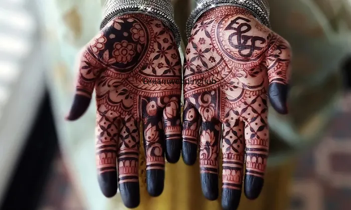 Rehash Henna Studio / Mehndi Designer Kochi Rehash Henna Studio / Mehndi Designer Kochi