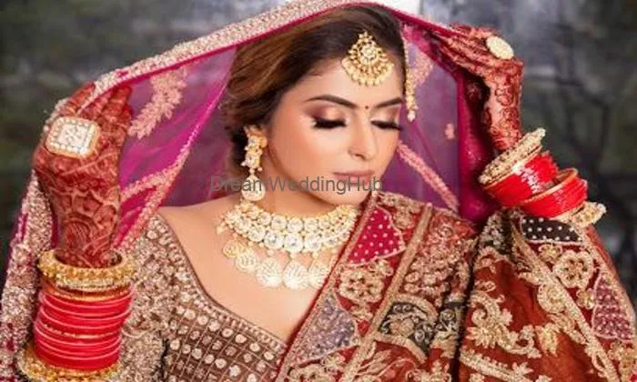 Rekha's Bridal Studio: Best Makeup Artist & Best Makeup Academy In Indore
