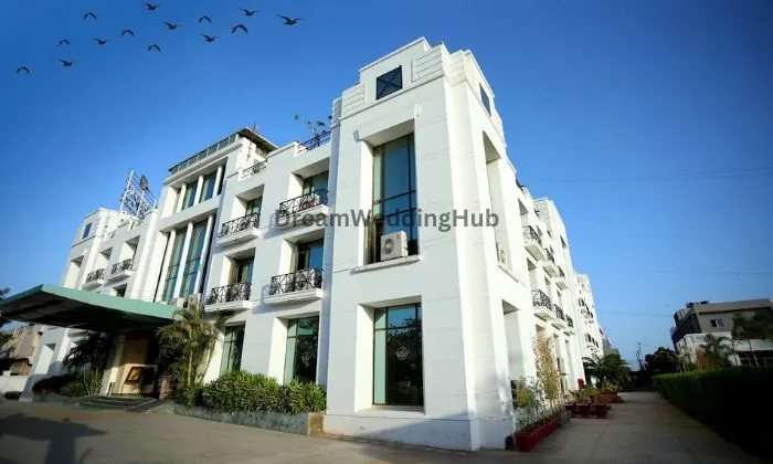 Renest Hotel & Resort