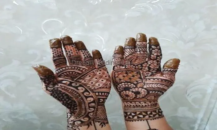 Rikis Mehendi Art & Hairstyling