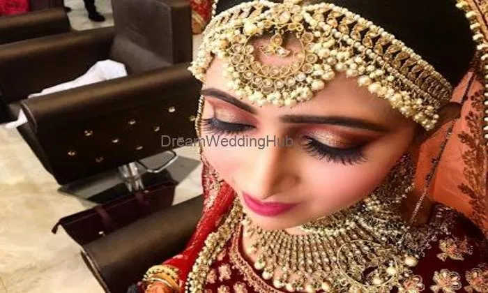 Ritu Kolentine’s International Makeup Artist