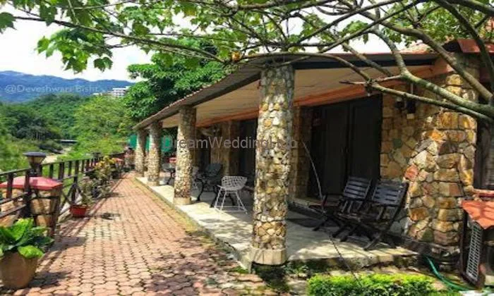 Riverstone Cottages