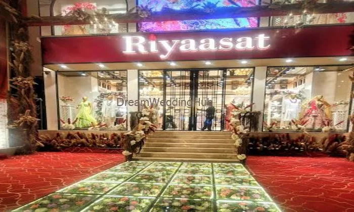 Riyaasat Flagship Store Santacruz