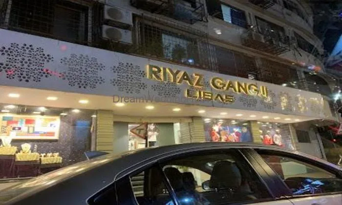 Riyaz Gangji Libas - Designer Clothes Shworoon In Mumbai L Men And Women Clothes Shop In South Mumbai
