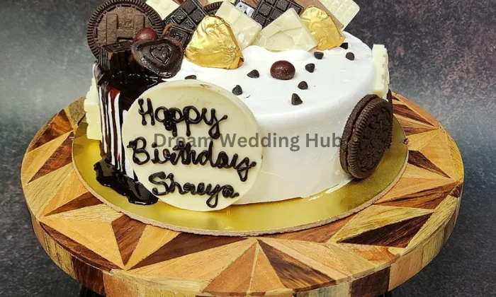 Ronnys Cakes  More