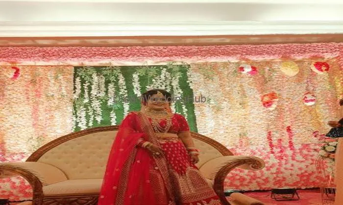 Roop Make-up Studio | Ladies Salon & Academy