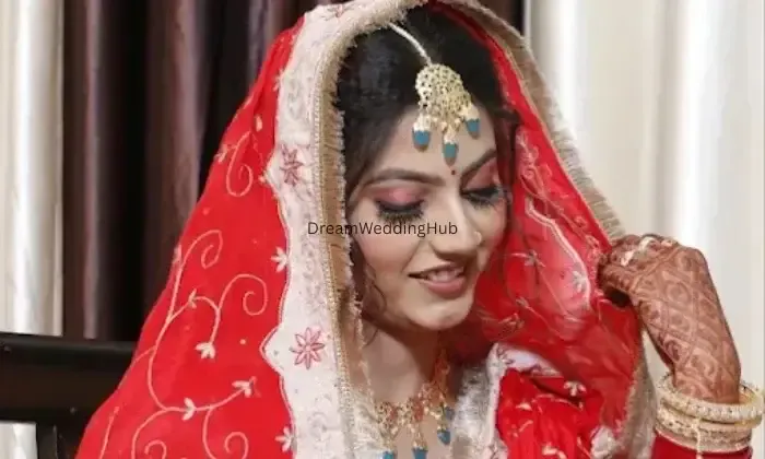 Roop Makeup Artist