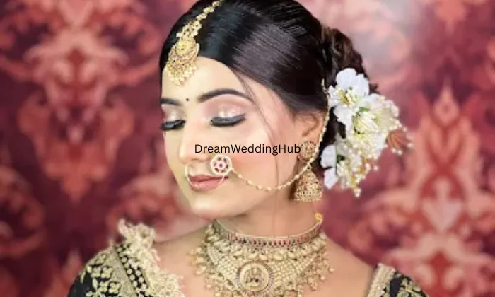 Roop Nikhar Makeup Studio Academy