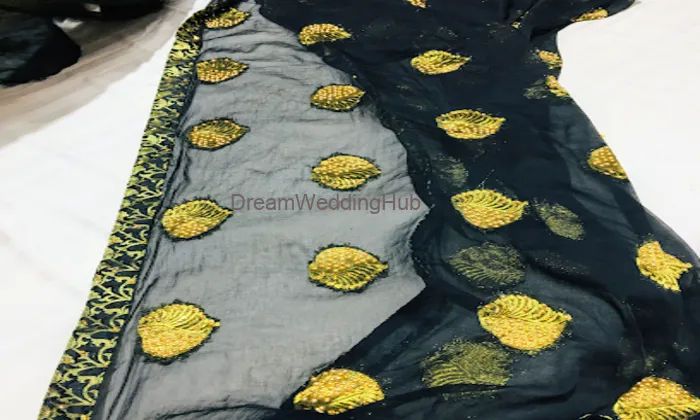 Roop Saree Kendra