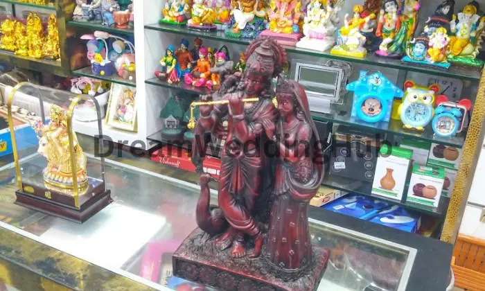 Roopali Gift Shoppe