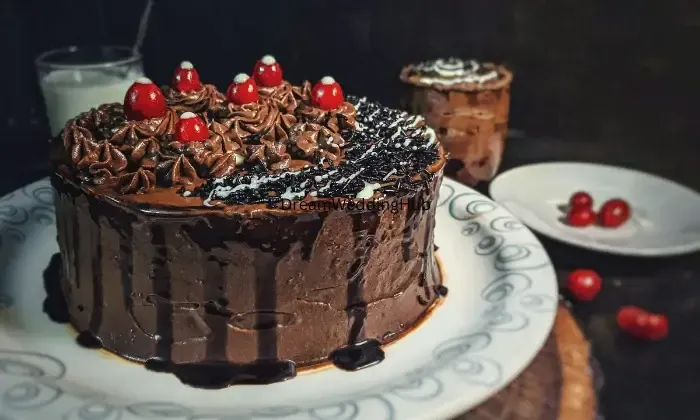 Royal Cake  Snake