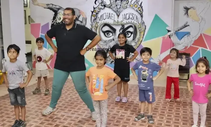 Royal Dance Class